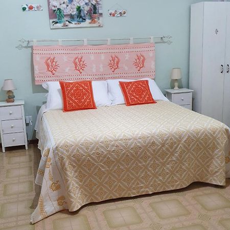 4 Stagioni Bed & Breakfast Villasimius Exterior photo